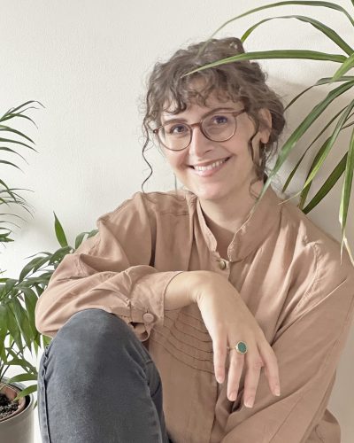 Nora Parakenings, norapara, Grafikdesign mit Empathie und Klarheit,